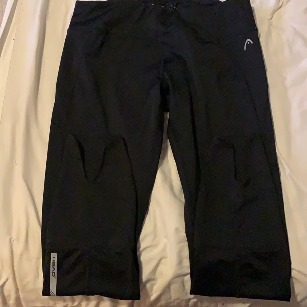 Black compression leggings with cute details